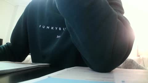 truble_again online show from April 7, 6:58 am