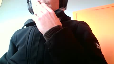 truble_again online show from April 14, 7:36 am