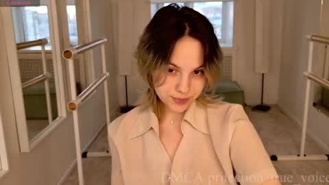 Emma online show from April 18, 12:31 pm