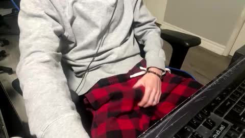 Snapshot of truenorthheavy chatting on March 3, 3:51 pm Leo online show from March 3, 3:51 pm