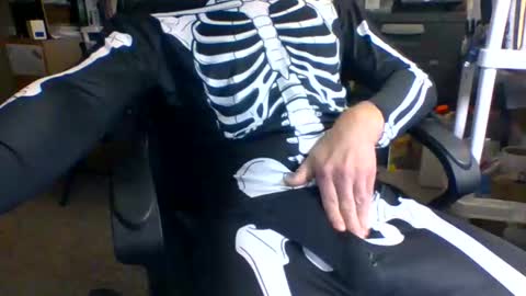 Snapshot of truk1976 chatting on January 6, 1:52 pm truk1976 online show from January 6, 1:52 pm