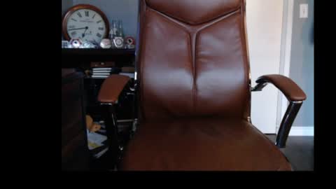 Snapshot of trvler72 chatting on July 5, 1:01 am trvler72 online show from July 5, 1:01 am