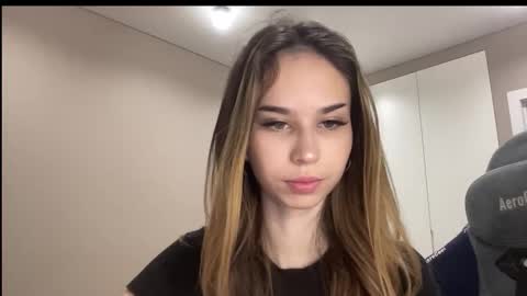 tryme_muse online show from December 19, 5:09 pm