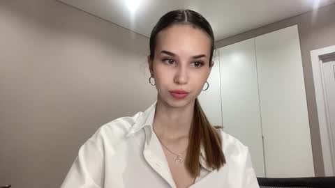 tryme_muse online show from January 9, 5:04 pm