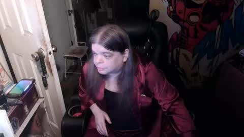 Snapshot of ts_anne chatting on May 8, 9:25 am Anne online show from May 8, 9:25 am