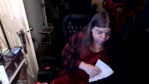 Snapshot of ts_anne chatting on May 30, 8:33 am Anne online show from May 30, 8:33 am