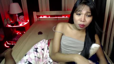 Snapshot of ts_blacklady chatting on May 9, 2:22 pm BLACKYLADY online show from May 9, 2:22 pm