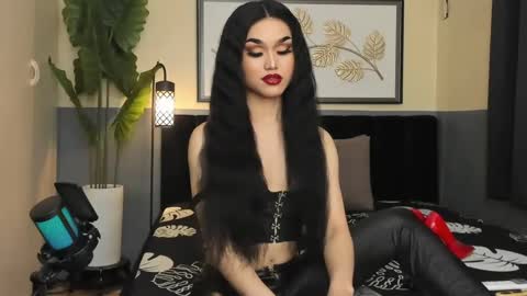 Snapshot of ts_elijah chatting on January 15, 8:51 am Saskia online show from January 15, 8:51 am