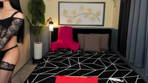 Snapshot of ts_elijah chatting on October 5, 7:23 pm Saskia online show from October 5, 7:23 pm