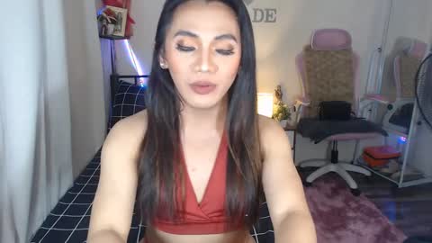 Jade online show from December 15, 2:19 am