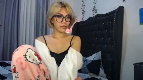 Snapshot of ts_tatiana chatting on September 30, 11:10 pm billie online show from September 30, 11:10 pm