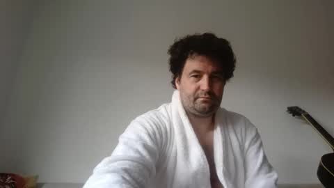 Snapshot of tsartan111 chatting on October 26, 10:10 am tsartan111 online show from October 26, 10:10 am