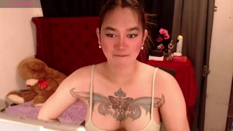 Snapshot of tsasianseductivehot chatting on April 24, 8:39 am YourBella online show from April 24, 8:39 am