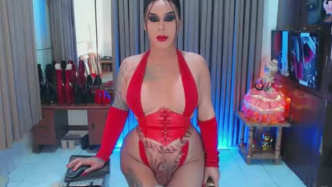 Snapshot of tsbubblebutt chatting on December 30, 7:15 am Tsbubblebutt online show from December 30, 7:15 am