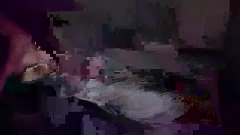 Snapshot of tscarlahdez chatting on February 15, 11:52 am tscarlahdez online show from February 15, 11:52 am