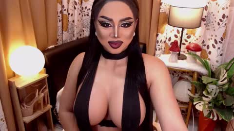 Snapshot of tsdarkdevon chatting on January 29, 10:27 am tsdarkdevon online show from January 29, 10:27 am