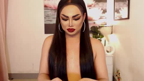 Snapshot of tsdarkdevon chatting on March 2, 6:05 am tsdarkdevon online show from March 2, 6:05 am