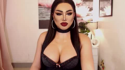 Snapshot of tsdarkdevon chatting on March 3, 7:43 am tsdarkdevon online show from March 3, 7:43 am