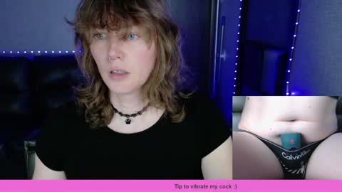 Snapshot of tsellieryder chatting on October 26, 12:27 am Ellie Ryder online show from October 26, 12:27 am