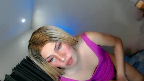 Snapshot of tsgirl_julian69 chatting on July 14, 8:47 pm Julian online show from July 14, 8:47 pm