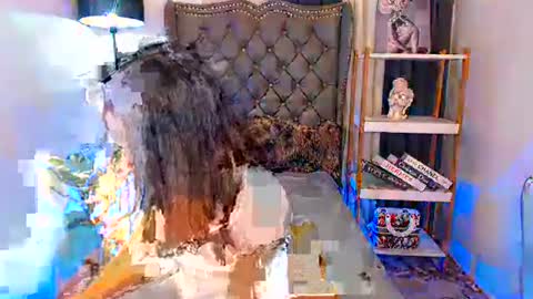 Snapshot of tskitty_girl chatting on November 8, 4:23 am tskitty_girl online show from November 8, 4:23 am