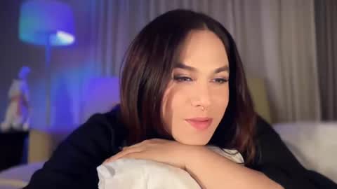 Snapshot of tslivexxx chatting on June 13, 1:31 pm tslivexxx online show from June 13, 1:31 pm