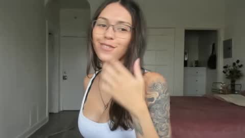 Snapshot of tsmaryjane chatting on November 13, 7:35 pm Ts Mary Jane online show from November 13, 7:35 pm