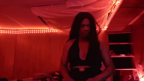 Snapshot of tsnitra chatting on December 21, 11:45 pm TsNitra online show from December 21, 11:45 pm