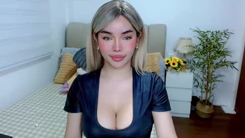 Graciella online show from October 24, 6:32 am