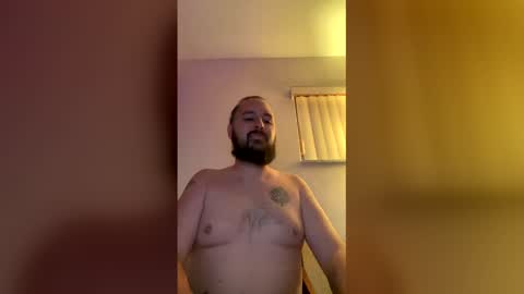 Snapshot of tstandi11 chatting on February 9, 6:06 am Mr Gray Sweatpants online show from February 9, 6:06 am