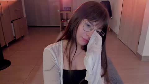 Tsuky online show from January 18, 5:31 am