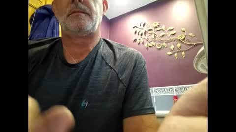 Snapshot of tubsy6868 chatting on October 26, 4:24 pm tubsy6868 online show from October 26, 4:24 pm