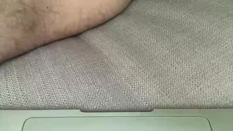 tugaontour online show from April 17, 1:47 pm