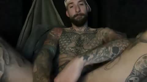 Snapshot of tuhands chatting on November 4, 7:51 am Tuhands online show from November 4, 7:51 am