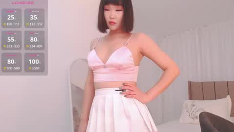 TumiLio online show from December 19, 4:45 am