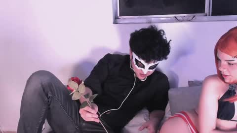 tuxedo  mayo online show from April 17, 8:50 am