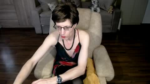 Clementine online show from April 15, 10:33 am