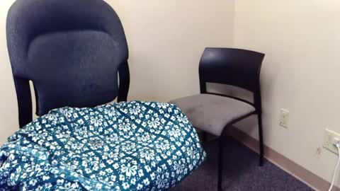 twayne29x online show from April 28, 7:30 pm