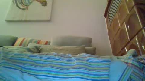 Snapshot of twiga72 chatting on February 4, 6:52 am twiga72 online show from February 4, 6:52 am