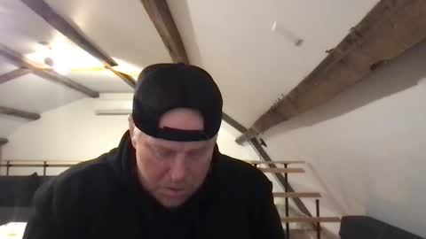 Snapshot of twiinsoul chatting on December 20, 5:08 pm twiinsoul online show from December 20, 5:08 pm