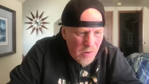 Snapshot of twiinsoul chatting on March 6, 5:00 pm twiinsoul online show from March 6, 5:00 pm