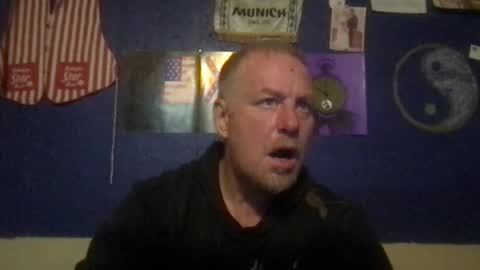 Snapshot of twiinsoul chatting on October 8, 2:20 am twiinsoul online show from October 8, 2:20 am