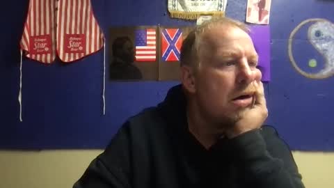 Snapshot of twiinsoul chatting on October 26, 12:05 am twiinsoul online show from October 26, 12:05 am