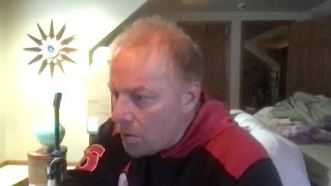 Snapshot of twiinsoul chatting on December 1, 10:15 pm twiinsoul online show from December 1, 10:15 pm