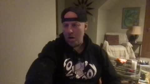 Snapshot of twiinsoul chatting on December 16, 7:13 am twiinsoul online show from December 16, 7:13 am