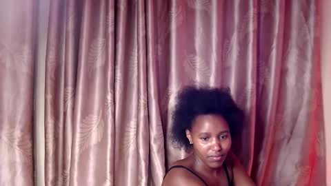 Snapshot of twilight_rose chatting on November 3, 3:02 pm Twillight online show from November 3, 3:02 pm