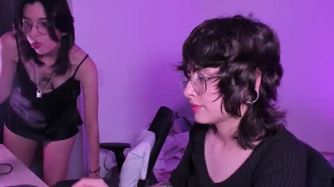 Snapshot of twilightmuses chatting on October 21, 11:27 pm Eve Lili online show from October 21, 11:27 pm