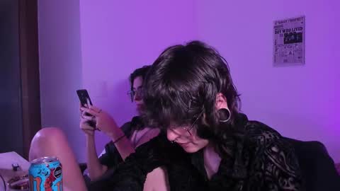 Snapshot of twilightmuses chatting on November 20, 9:47 pm Eve Lili online show from November 20, 9:47 pm