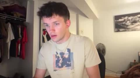 twink2048 online show from December 14, 10:36 pm