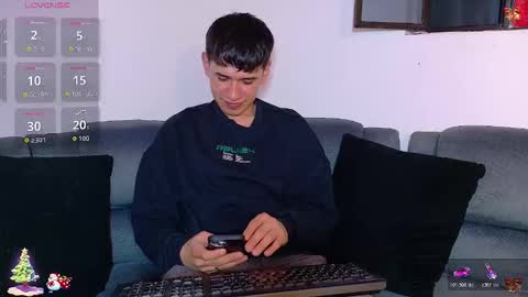 Mr Daren online show from January 8, 6:43 pm